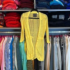 Guinevere yellow 3/4 sleeve 3 front button long cardigan size M